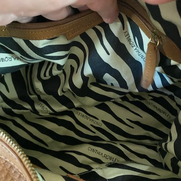 Cynthia Rowley leather satchel snakeskin texture, gold-tone hardware,tassel,Brn - Picture 15 of 17